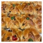 Cross Buns With Cherries And Raisins Per Doz